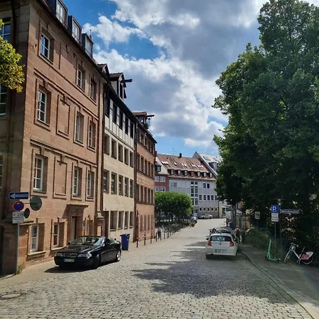 Altbau Charme In Der Nuernberger Innenstadt Exterior photo